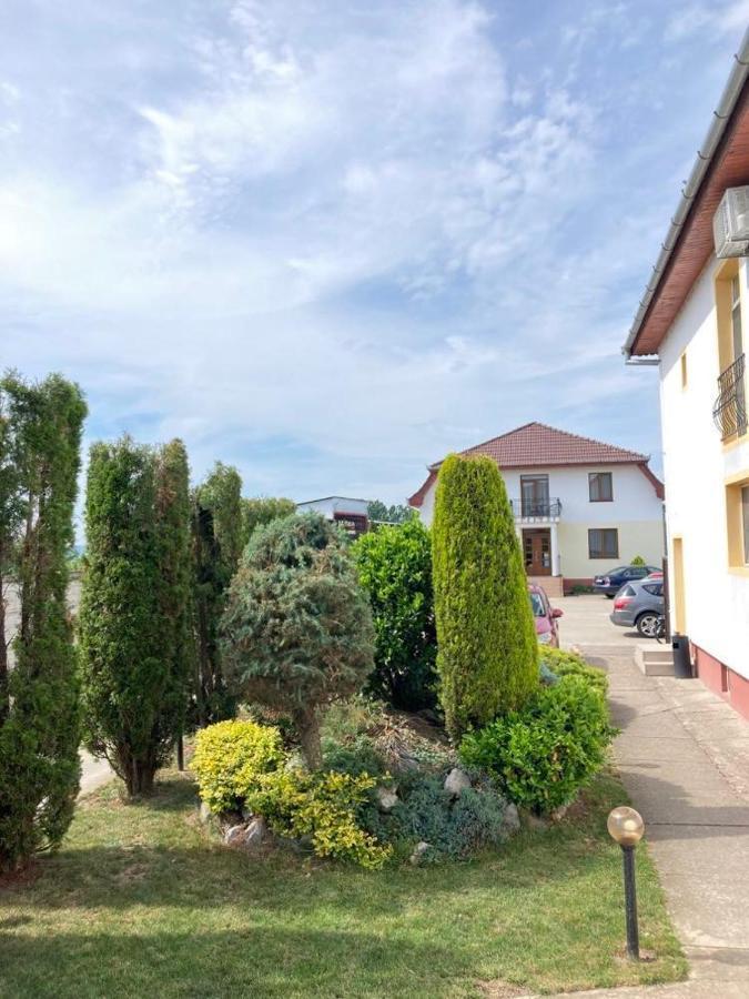 Vila Boema Marghita Dış mekan fotoğraf